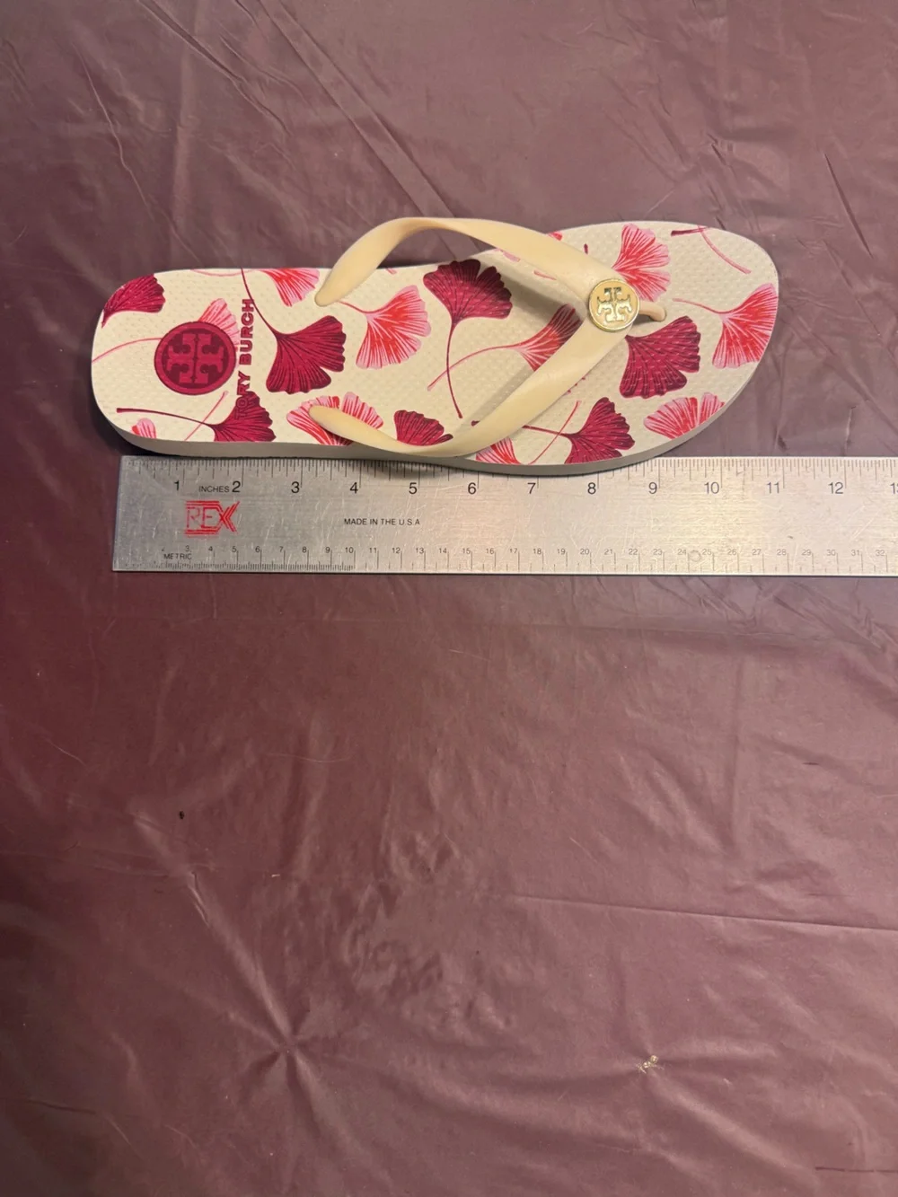 Tory Burch Cream Flip Flops Pink Red Floral Print Gold Logo Medallion Size 11